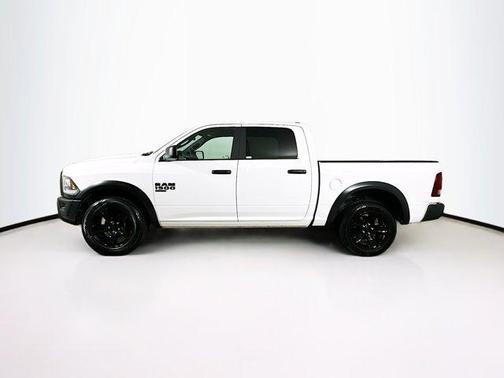 2024 RAM 1500 Classic Warlock Crew Cab 4x4 5'7' Box