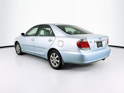 2005 Toyota Camry XLE V6