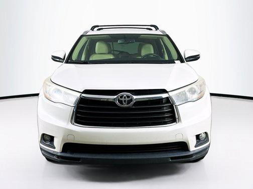 Blizzard Pearl 2016 Toyota Highlander XLE