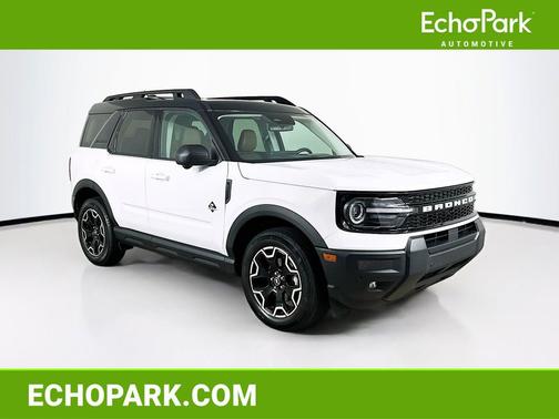 Oxford White 2025 Ford Bronco Sport Outer Banks
