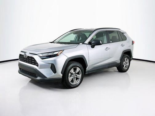 2025 Toyota RAV4 Hybrid LE