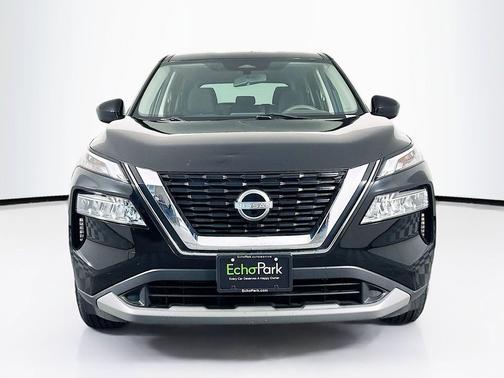 Super Black 2023 Nissan Rogue SV