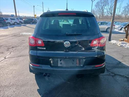 2010 Volkswagen Tiguan 2.0T Wolfsburg Edition