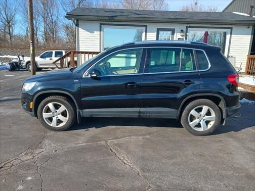 2010 Volkswagen Tiguan 2.0T Wolfsburg Edition