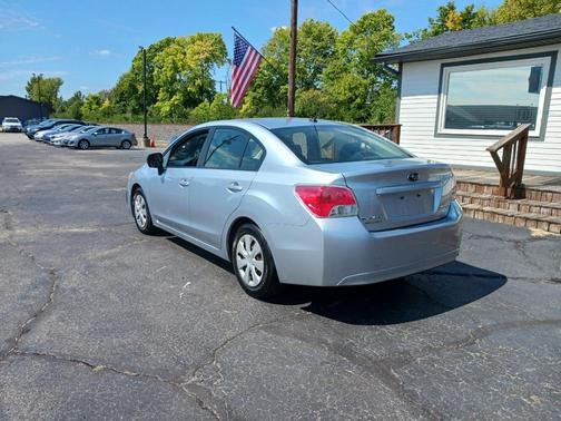 2014 Subaru Impreza 2.0i