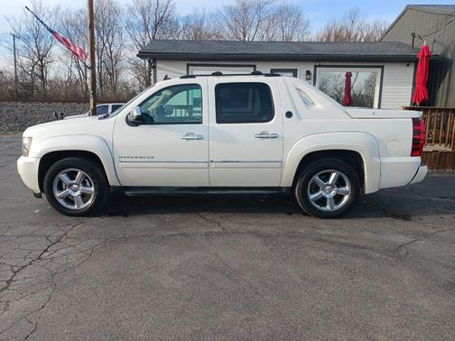 2013 Chevrolet Avalanche LTZ