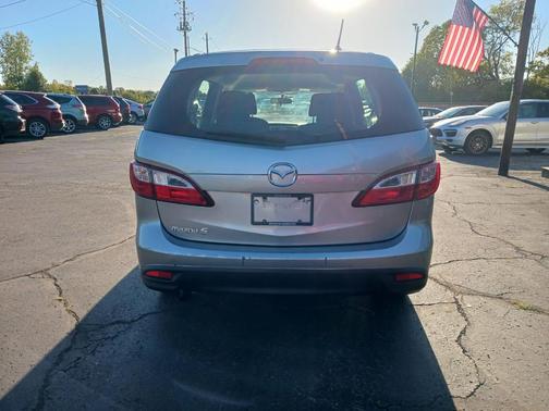 2013 Mazda Mazda5 Sport