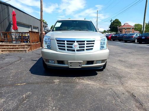 2013 Cadillac Escalade ESV Luxury