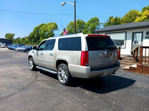 2013 Cadillac Escalade ESV Luxury