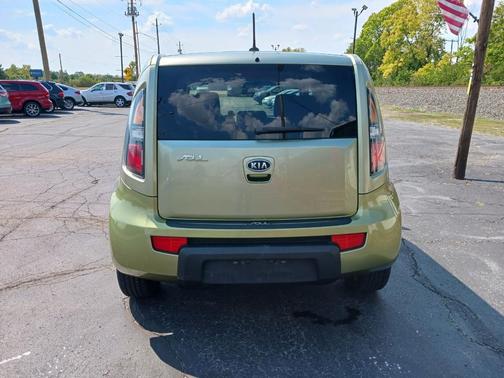2011 Kia Soul +