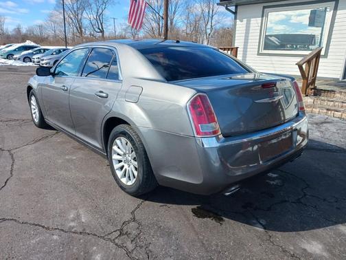 2012 Chrysler 300 S