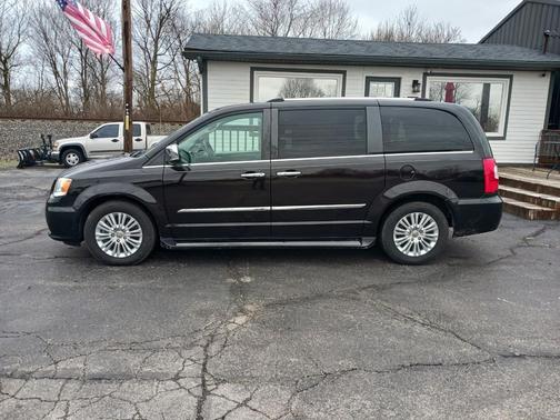 2014 Chrysler Town & Country Limited