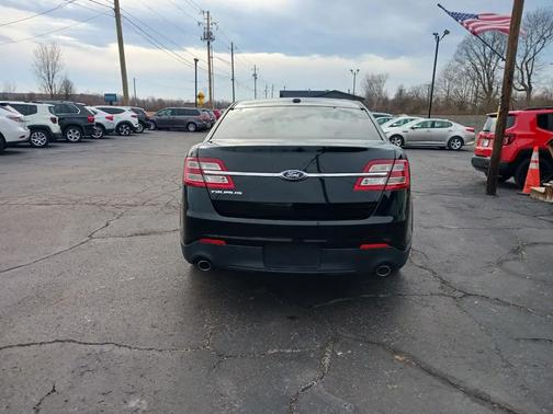 2017 Ford Taurus Limited