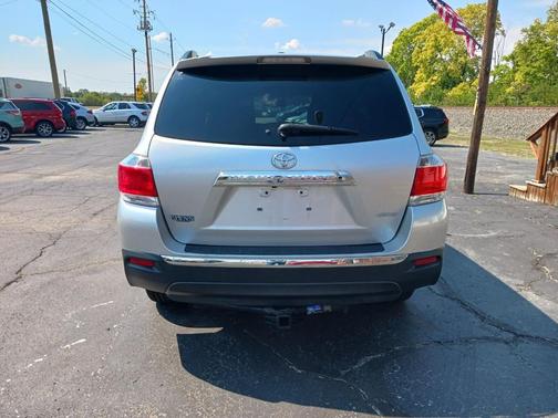 2012 Toyota Highlander SE