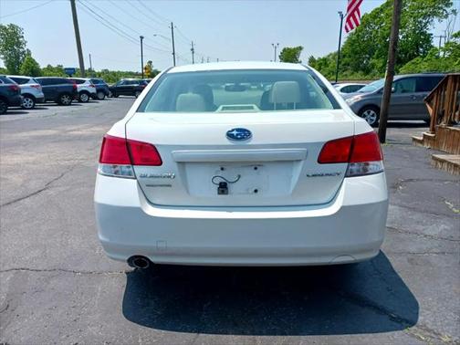 2013 Subaru Legacy Premium