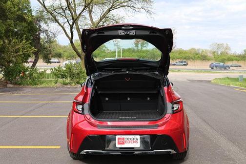 Finish Line Red/Midnight Black Metallic 2025 Toyota Corolla XSE