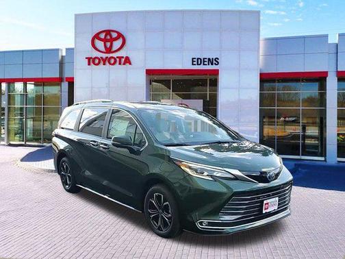 2025 Toyota Sienna Platinum 7 Passenger