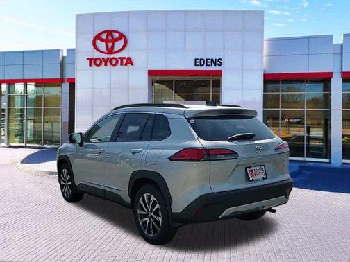 2025 Toyota Corolla Cross XLE