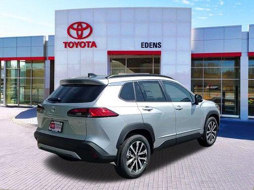 2025 Toyota Corolla Cross XLE
