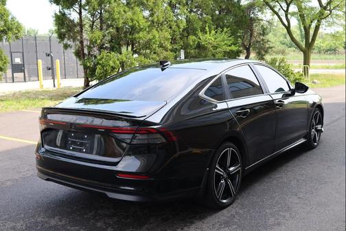 Crystal Black Pearl 2024 Honda Accord Hybrid Sport