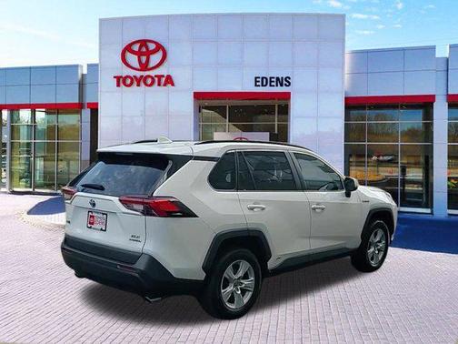 2021 Toyota RAV4 Hybrid XLE