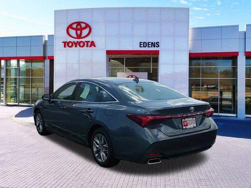 2020 Toyota Avalon XLE