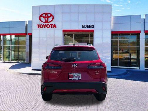 2025 Toyota Corolla Cross XLE