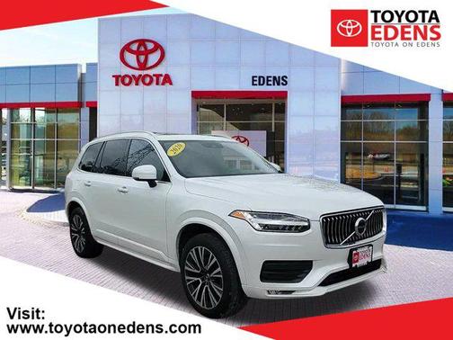 2020 Volvo XC90 T6 Momentum