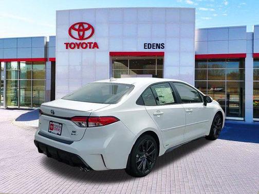 2025 Toyota Corolla Hybrid SE