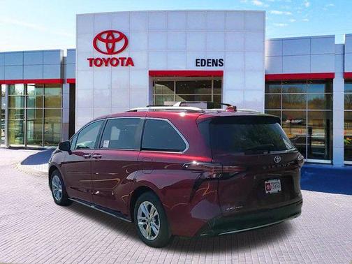 2025 Toyota Sienna Limited 7-Passenger