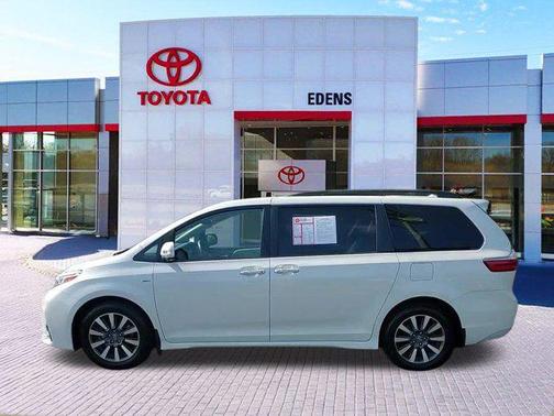 2020 Toyota Sienna Limited Premium