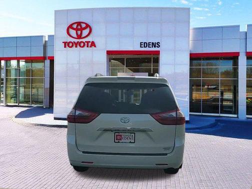 2020 Toyota Sienna Limited Premium