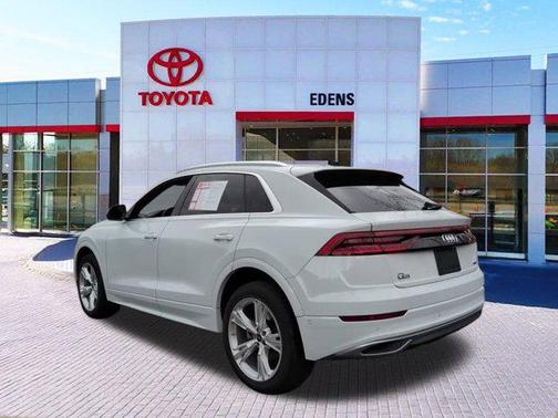 Glacier White Metallic 2023 Audi Q8 55 Premium Plus