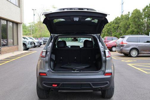 Sting-Gray Clearcoat 2022 Jeep Cherokee Trailhawk