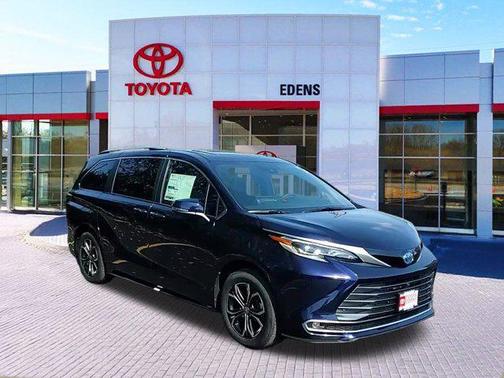 2025 Toyota Sienna Platinum 7 Passenger