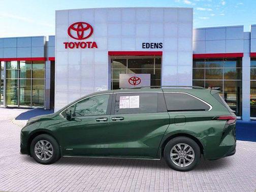 2021 Toyota Sienna XLE 7 Passenger