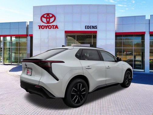Wind Chill Pearl 2026 Toyota bZ XLE