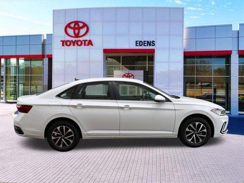 Pure White 2025 Volkswagen Jetta 1.5T S