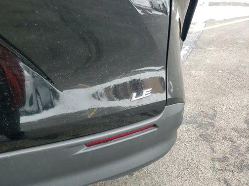 2025 Toyota Sienna LE