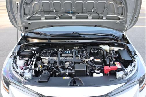 Classic Silver Metallic 2021 Toyota Corolla Hybrid LE