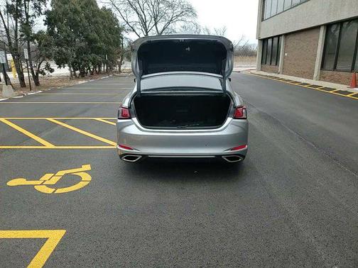 2025 Lexus ES 350 Base