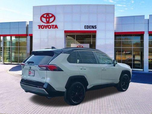 2024 Toyota RAV4 Hybrid SE