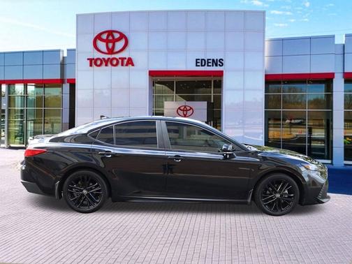 Midnight Black Metallic 2025 Toyota Camry SE