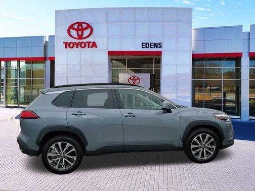 2023 Toyota Corolla Cross XLE