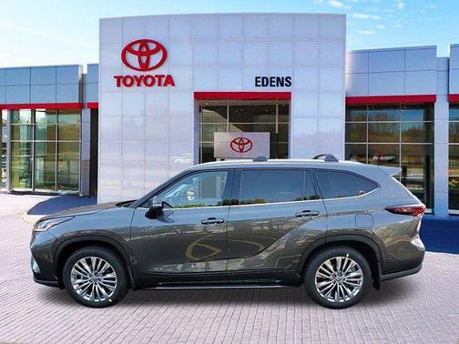 2025 Toyota Highlander Platinum