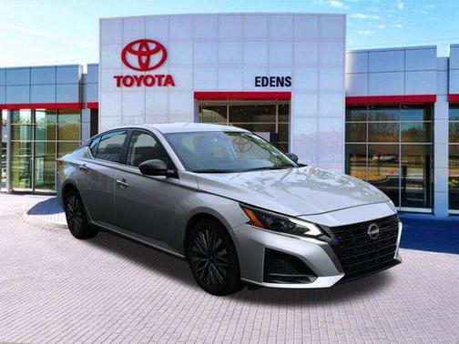 Brilliant Silver Metallic 2024 Nissan Altima 2.5 SV