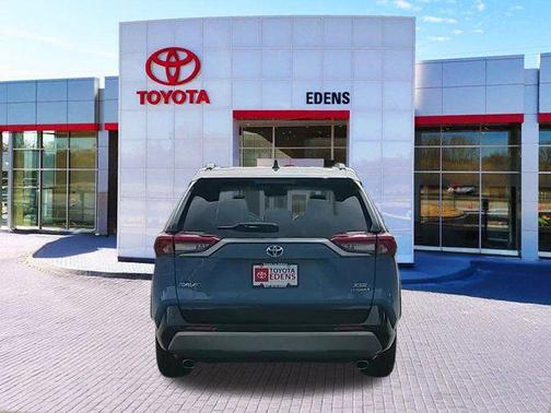 2023 Toyota RAV4 Hybrid SE