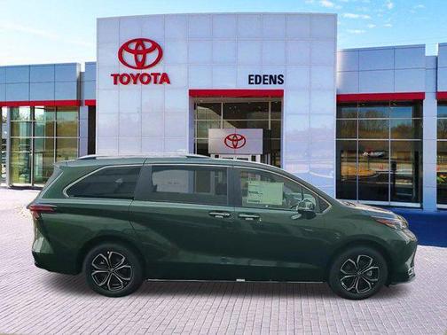 2025 Toyota Sienna Platinum 7 Passenger