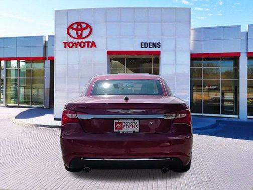 2014 Chrysler 200 Limited