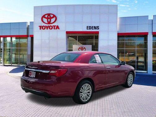 2014 Chrysler 200 Limited